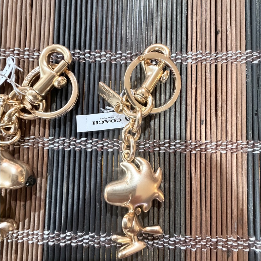 Coach Peanuts bag charm set. - Picture 4 of 4